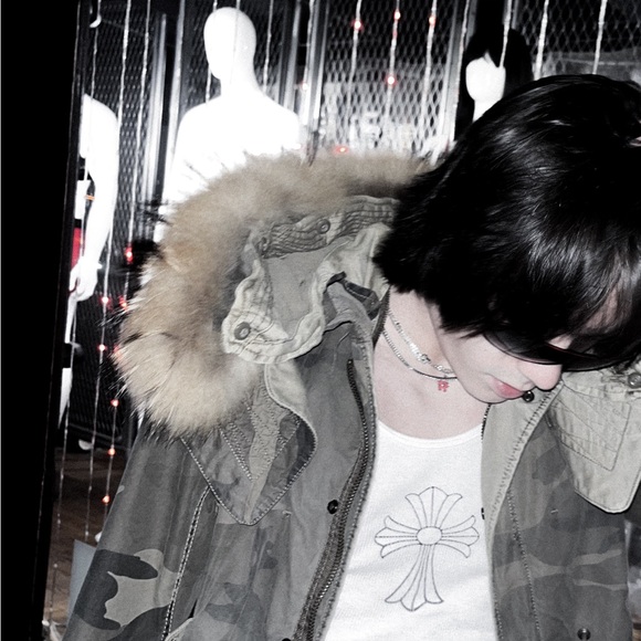 Meet your Posher, Lukas - Picture 1 of 1